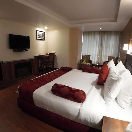 Crescent Resort, Darjeeling Дарджилинг Экстерьер фото