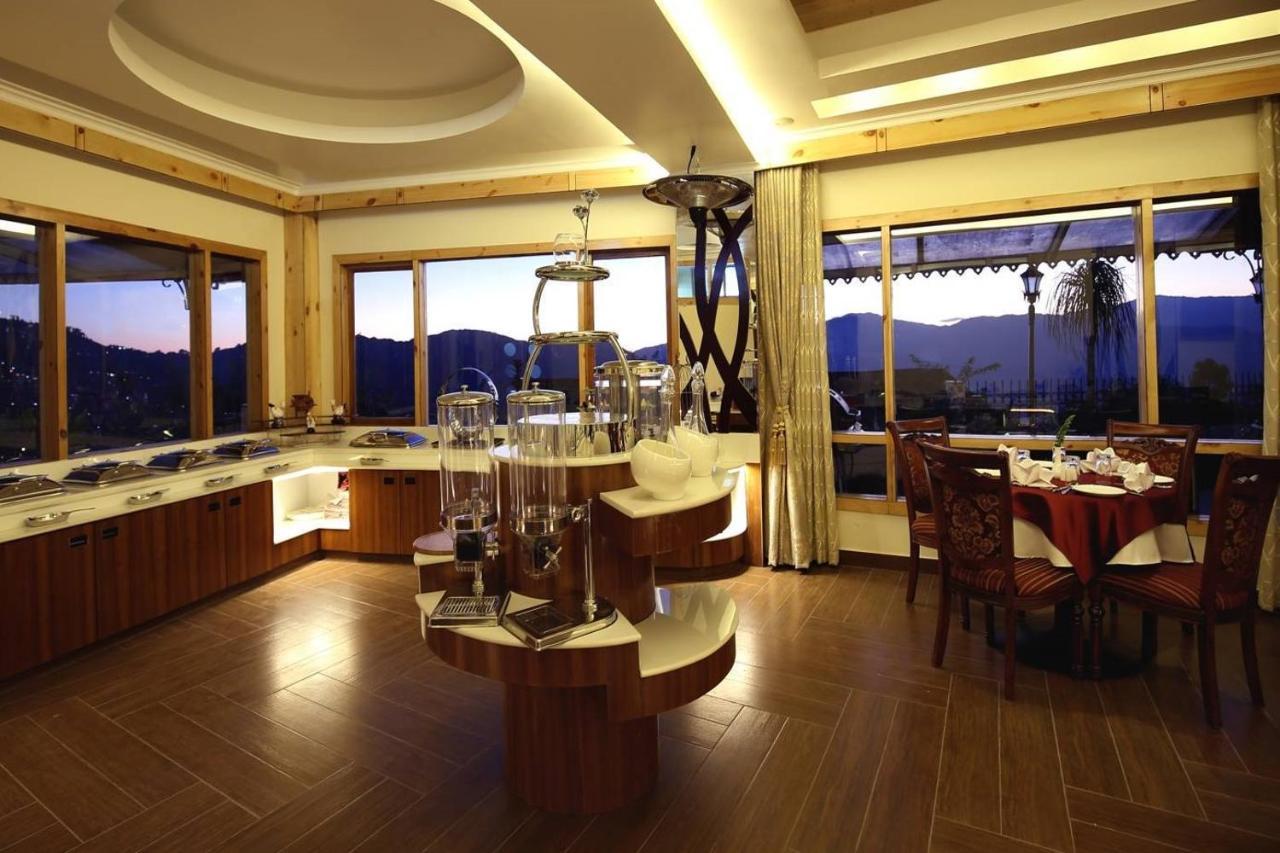 Crescent Resort, Darjeeling Дарджилинг Экстерьер фото