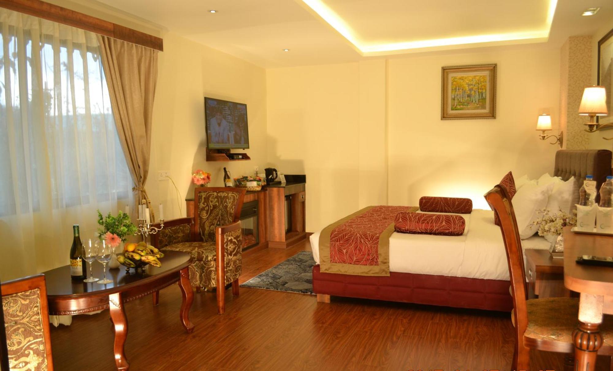 Crescent Resort, Darjeeling Дарджилинг Экстерьер фото